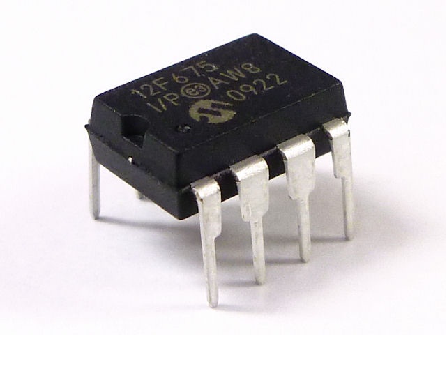 Microcontrolador PIC12F675